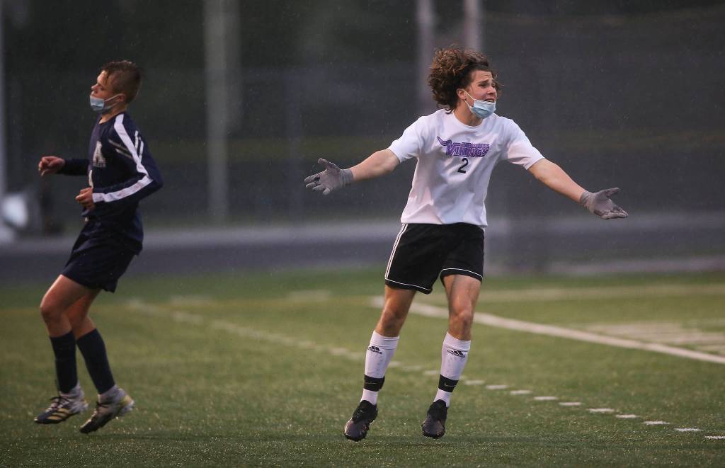 Lake Stevens Lucas Joehnk argues for a call from the referee in the second half as Arlington beat Lakes Stevens 2-1 in a boys soccer match on Monday, May 3, 2021 in Arlington, Washington. (Andy Bronson / The Herald)