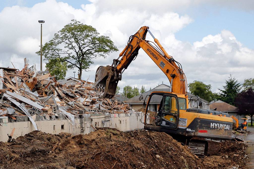 Demolition of Baker Heights, public housing in north Everetts Delta neighborhood, is underway. (Kevin Clark / The Herald)