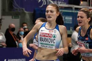Britains Amy-Eloise Markovc, left, crosses the finish line to win the women's 3000 meters final ahead of second placed France's Alice Finot at the Poland European Indoor Athletics Championships in Torun, Poland, Friday, March 5, 2021. (AP Photo/Darko Vojinovic)