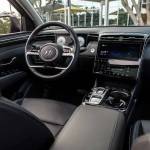 A 10.25-inch touchscreen without physical knobs or buttons is the centerpiece of the 2022 Hyundai Tucson Limited interior. (Manufacturer photo)