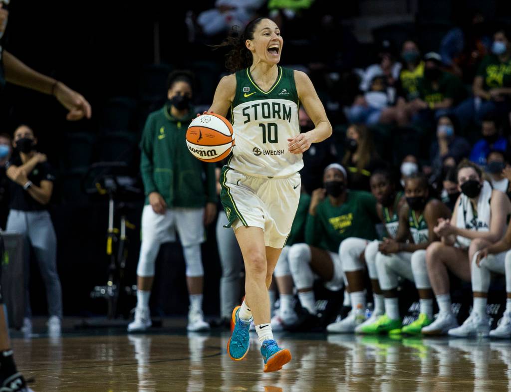 Seattle Stormճ Sue Bird yells out a play during the game against the Chicago Sky at Angel of the Winds Arena on Friday, Aug. 27, 2021 in Everett, Wash. (Olivia Vanni / The Herald)