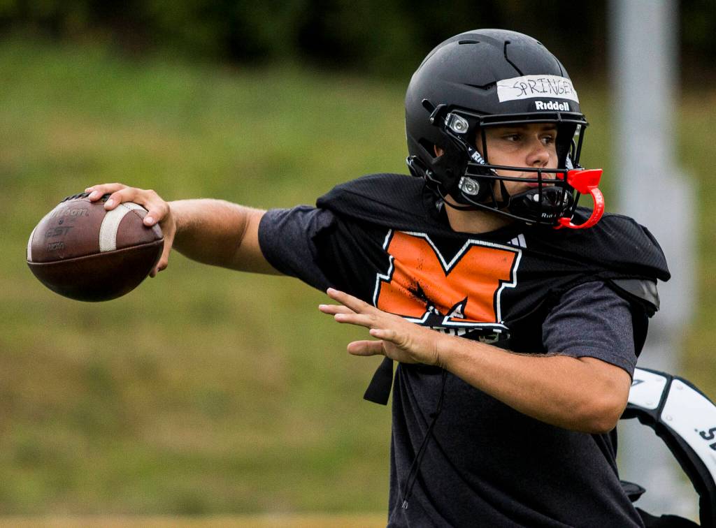 Blake Springer and Monroe face a big challenge against 4A No. 8-ranked Glacier Peak. (Olivia Vanni / The Herald)