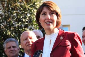Rep. Cathy McMorris Rodgers, R-Wa., together with Rep. Kevin Brady, R-Texas, left, Rep. Rep. Steve Scalise, R-La., right, Rep. Vern Buchanan, R-Fla., second from right, and other Republican members of Congress speaks to reporters outside the West Wing of the White House following a meeting with President Donald Trump at the White House in Washington, Tuesday, March 26, 2019. (AP Photo/Manuel Balce Ceneta)