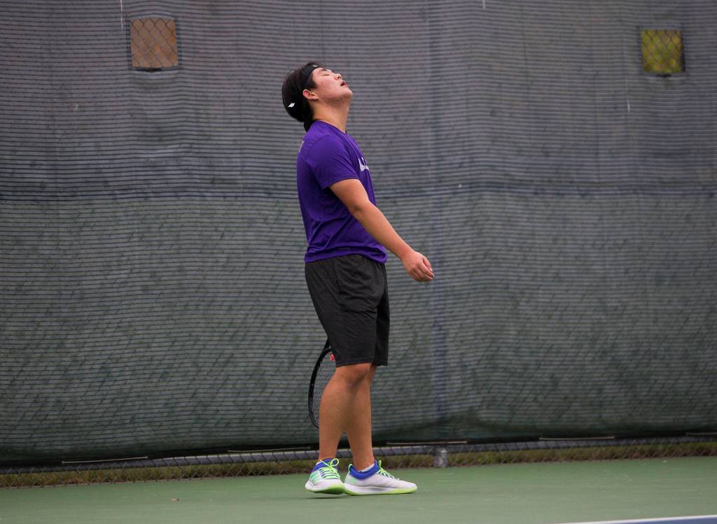 Aaron Lee reacts to missing a point during a match against Glacier Peaks Jackson Stumpf at Glacier Peak High School on Tuesday, Oct. 12, 2021 in Snohomish, Wa. (Olivia Vanni / The Herald)