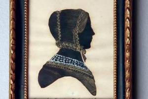 This silhouette of a woman, cut by mouth by Martha Ann Honeywell, had an estimated value of $400 to $800 at Garth's Auction, Inc., but did not sell. (Cowles Syndicate Inc.)