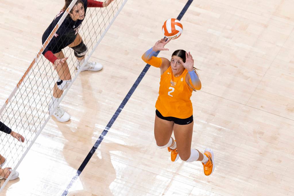 Tennessees Natalie Hayward, an Archbishop Murphy graduate, sets the ball during a game against Texas Tech on Aug. 27, 2021, in Knoxville, TN. (University of Tennessee athletics)