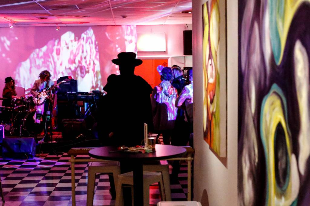 Punk duo Mr. Dinkles plays at Lucky Dime in Everett on Oct. 30. (Kevin Clark / The Herald)