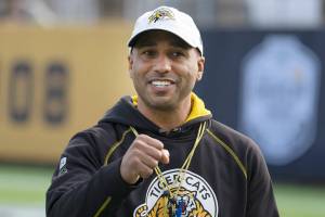 Hamilton Tiger-Cats head coach Orlondo Steinauer arrives for practice in Hamilton, Ontario, Saturday, Dec. 11, 2021. Tiger-Cats tak on the  Winnipeg Blue Bombers in the 108th CFL Grey Cup football game on Sunday. (Ryan Remiorz/The Canadian Press via AP)