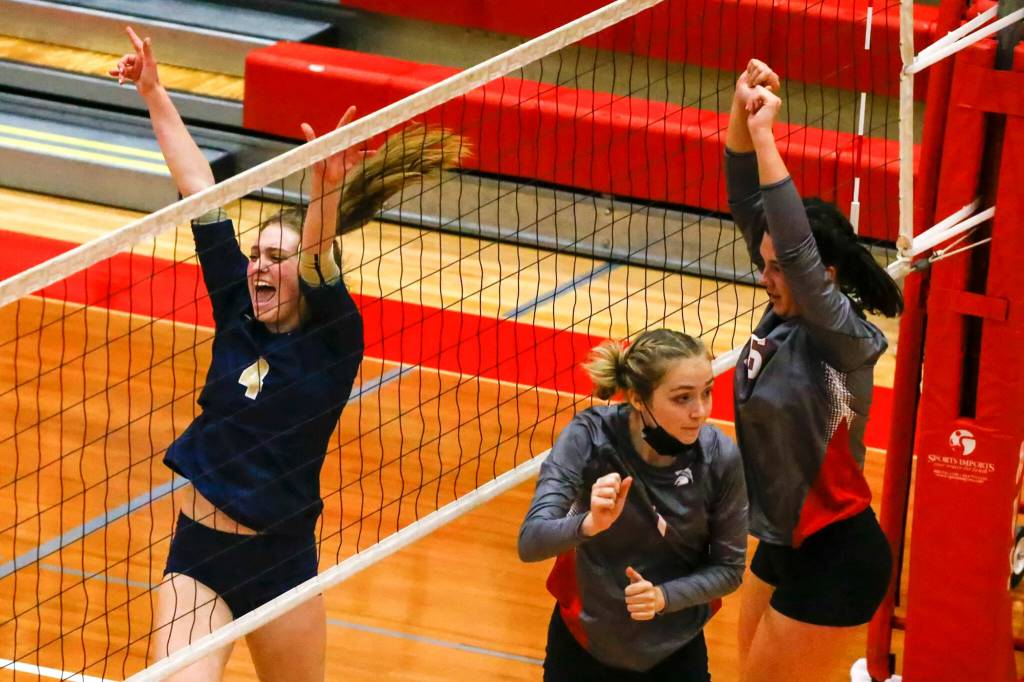 Arlington senior Malia Shepherd (4) (Kevin Clark / The Herald)