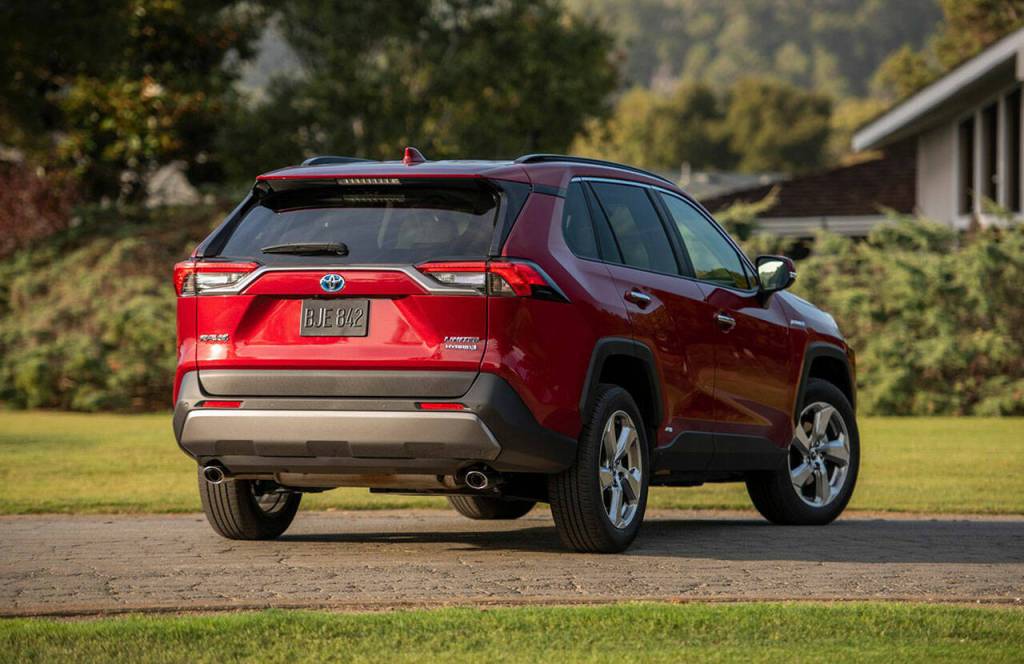 Fuel economy ratings for the 219-horsepower Toyota RAV4 Hybrid are 41 mpg city, 38 mpg highway, and 40 mpg combined. Maximum towing capacity is 1,750 pounds. (Manufacturer photo)