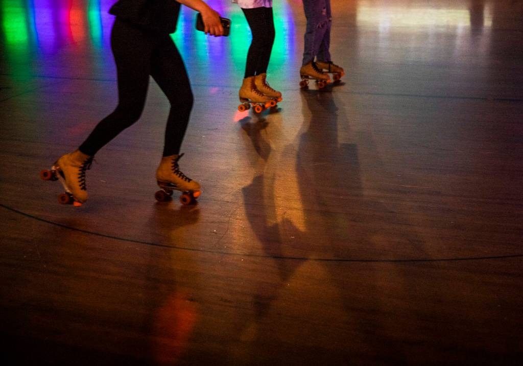 People skate during the final open skate session at the Everett Skate Deck on Sunday. (Olivia Vanni / The Herald)