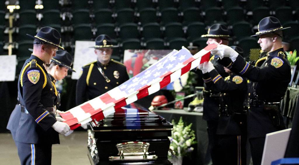 Memorial service for Officer Dan Rocha. (Everett Police Department)