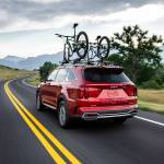 Roof rails are standard equipment on the 2022 Kia Sorento Hybrid compact SUV. (Manufacturer photo)
