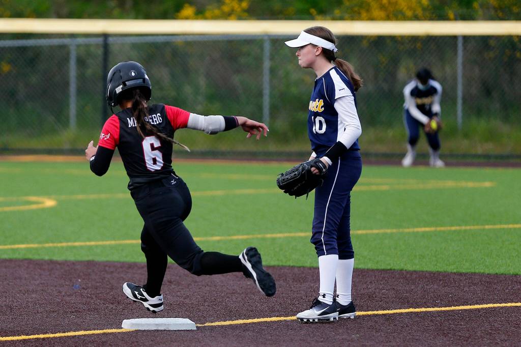 Snohomishs Hurley Mersberg speeds through second base against Everett during Tuesdays Class 3A District 1 matchup at the Phil Johnson Ballfields in Everett. (Ryan Berry / The Herald)