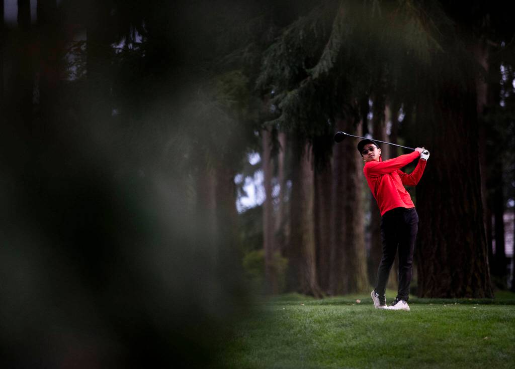 Eric Leonen is part of a trio of state-bound golfers for the Archbishop Murphy boys team. (Olivia Vanni / The Herald)