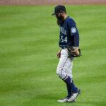 Mariners relief pitcher Sergio Romo walks back to the dugout after he was pulled during the sixth inning of a game against the Orioles on Wednesday in Baltimore. (AP Photo/Nick Wass)
