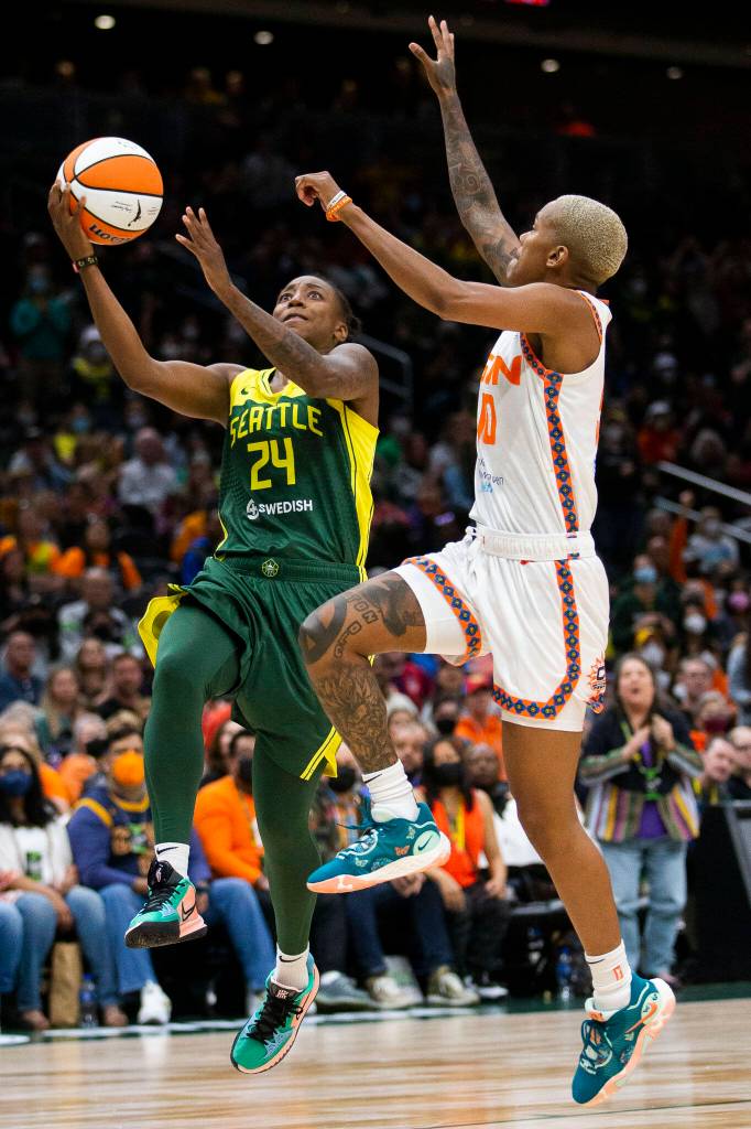 Seattle Storms Jewel Loyd makes a layup during the game against the Connecticut Sun on Sunday, June 5, 2022 in Seattle, Washington. (Olivia Vanni / The Herald)