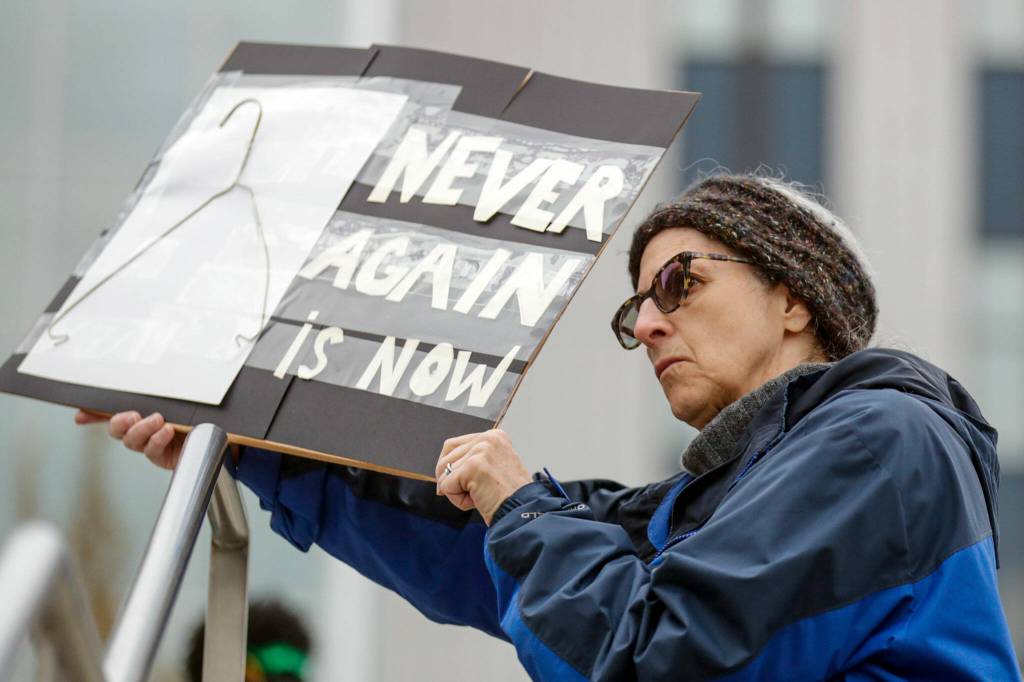 Sue Libow during the abortion rights rally at the Snohomish County Courthouse Plaza in Everett, on May 3. (Kevin Clark / The Herald)
