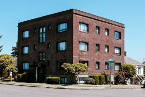 Grand Apartments’ owners are under scrutiny over alleged unpermitted electrical and plumbing work. Photographed in Everett, Washington on August 11, 2022. (Kevin Clark / The Herald)