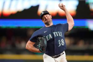 Seattle Mariners starting pitcher Robbie Ray throws against the Washington Nationals during the sixth inning of a baseball game, Tuesday, Aug. 23, 2022 in Seattle. (AP Photo/Ted S. Warren)