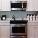 In Mill Creek, homeowner Nancy appreciated Granite Transformations eco-friendly product, great service and easy renovation process. Photo courtesy Granite Transformations