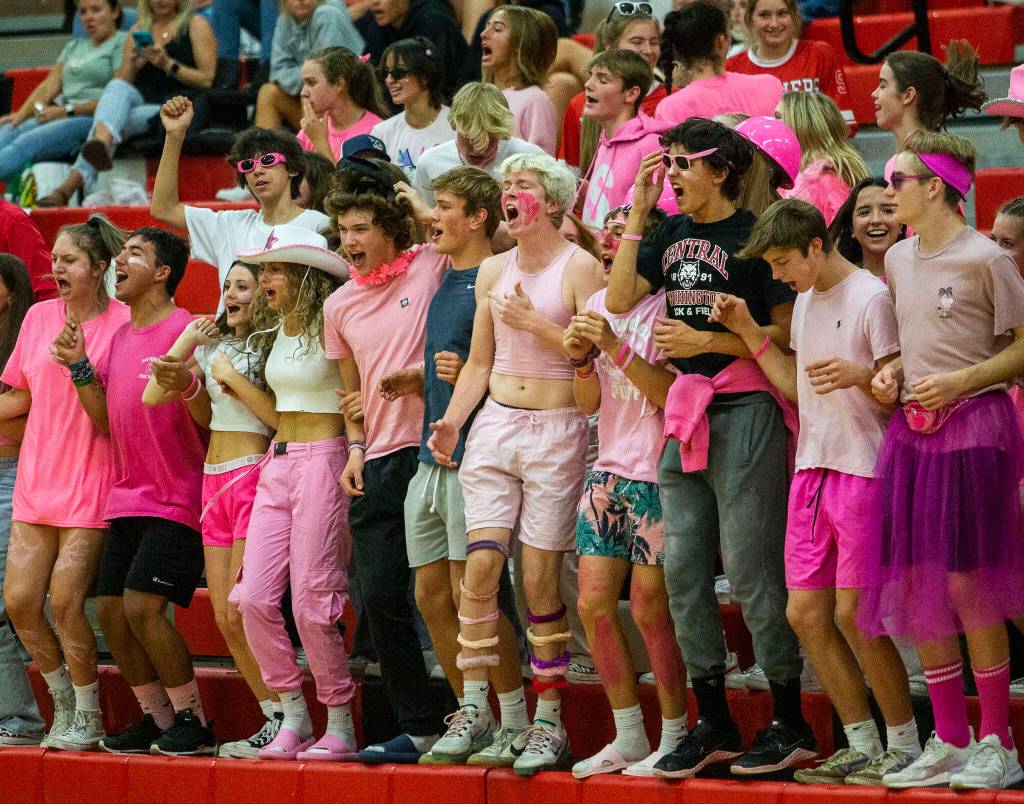 Snohomish fans cheer during the match against Monroe on Tuesday, Sept. 27, 2022 in Snohomish, Washington. (Olivia Vanni / The Herald)