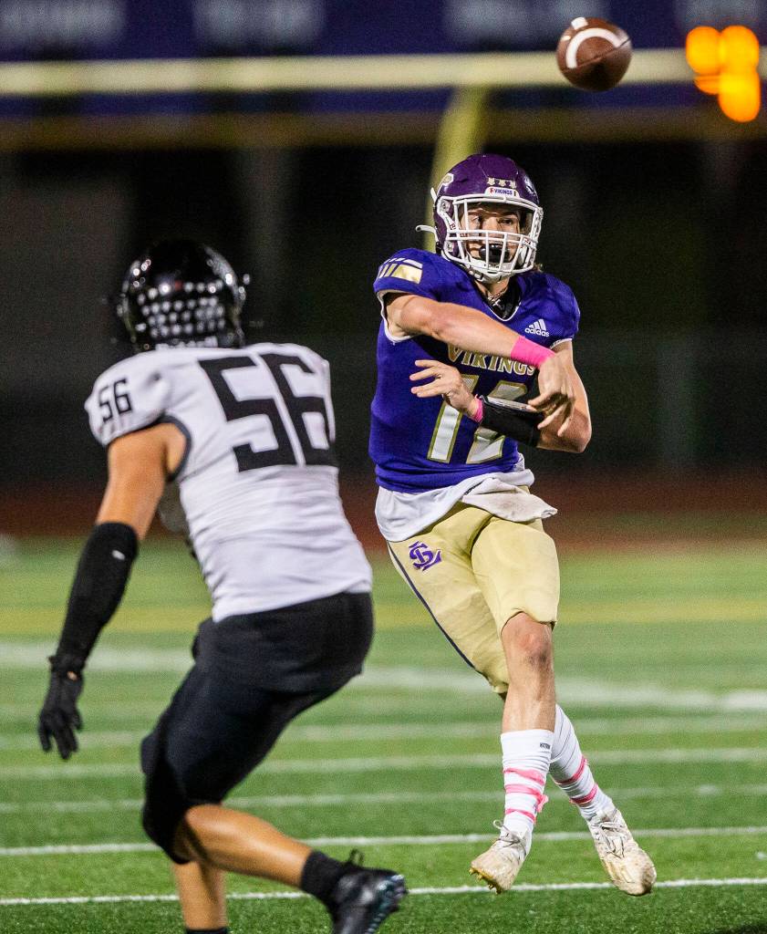 Lake Stevens Kolton Mason throws a pass during the game against Eastlake on Friday, Oct. 7, 2022 in Lake Stevens, Washington. (Olivia Vanni / The Herald)