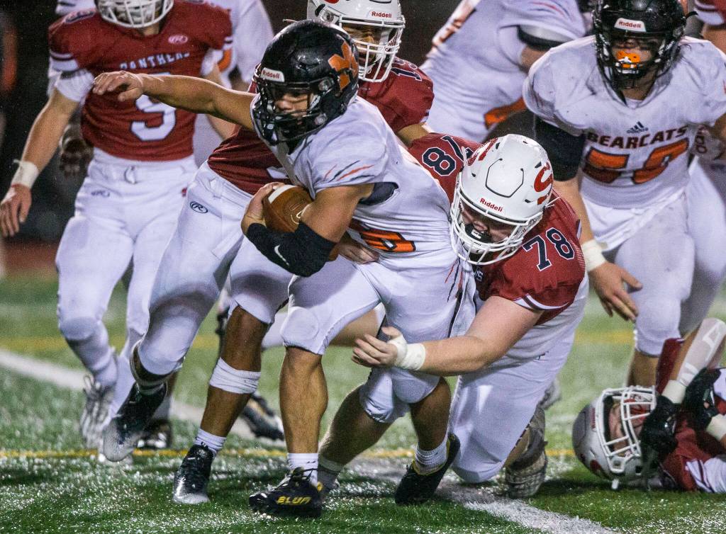 Pruett totaled 158 yards and three touchdowns in another big performance. (Olivia Vanni / The Herald)