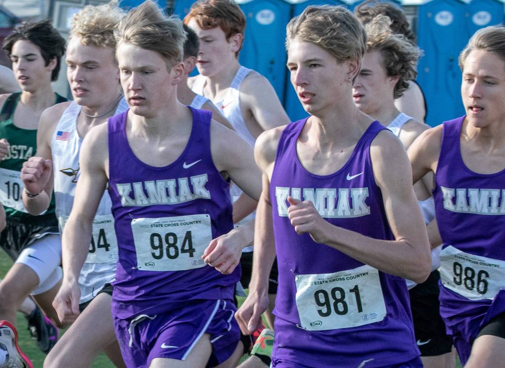 The Kamiak boys cross country team starts the 4A state meet on Saturday at Sun Willows Golf Course in Pasco. (TJ Mullinax / For The Herald)