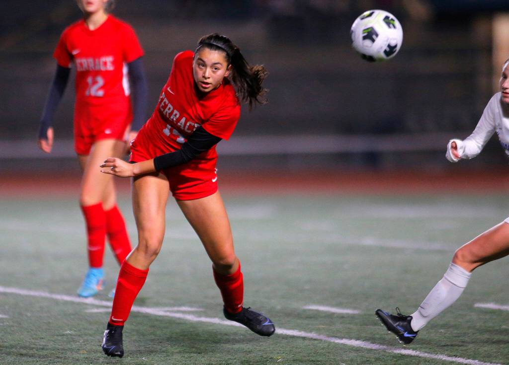 Mountlake Terraces Eliana Bonilla sends a ball out of bounds against Auburn Mountainview on Wednesday, Nov. 9, 2022, Edmonds District Stadium in Edmonds, Washington. (Ryan Berry / The Herald)