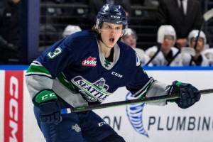The Everett Silvertips acquired defenseman Niko Tsakumis from the Seattle Thunderbirds in exchange for two WHL draft picks. (Brian Liesse / Seattle Thunderbirds)