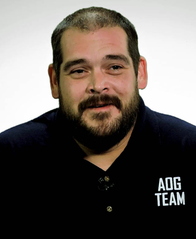 Jeb Helsinger received the Red Cross House Fire Rescue award. (American Red Cross)