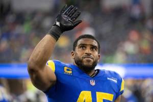 Los Angeles Rams linebacker Bobby Wagner (45) waves towards the stands during an NFL football game against the Denver Broncos, Sunday, Dec. 25, 2022, in Inglewood, Calif. (AP Photo/Kyusung Gong)