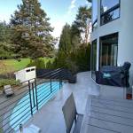 Outdoor living space at a golf course home in Seattle – designed and built by Northlight.