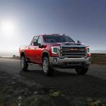An exclusive grille design distinguishes the Denali Ultimate trim from other 2023 GMC Sierra 1500 models. (GMC)