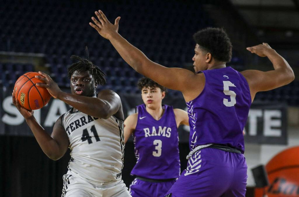Mountlake Terraces Zaveon Jones (41) passes the ball during a 3A boys game in the Hardwood Classic between Mountlake Terrace and North Thurston at the Tacoma Dome in Tacoma, Washington on Wednesday, March 1, 2023. Mountlake Terrace won, 58-53. (Annie Barker / The Herald)