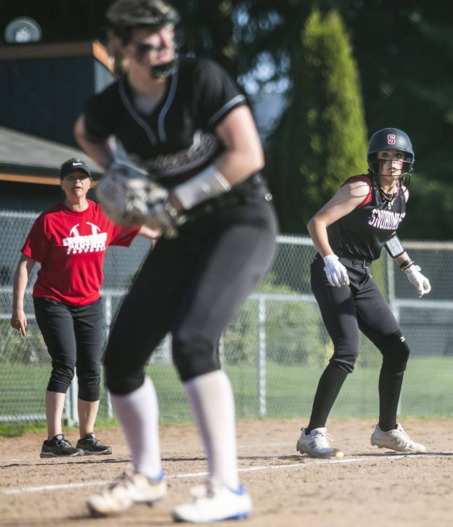A Snohomish player leads off of third base during the game against Cascade on Friday, April 28, 2023 in Snohomish, Washington. (Olivia Vanni / The Herald)