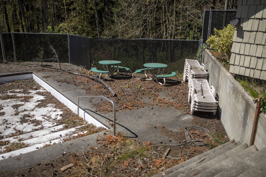 The Forest Park Swim Center in Everett, Washington on Friday, April 28, 2023. The Forest Park Swim Center has been closed and empty since March 2020. The citys prepared to study its future, either as is, with renovations or totally repurposed. (Annie Barker / The Herald)