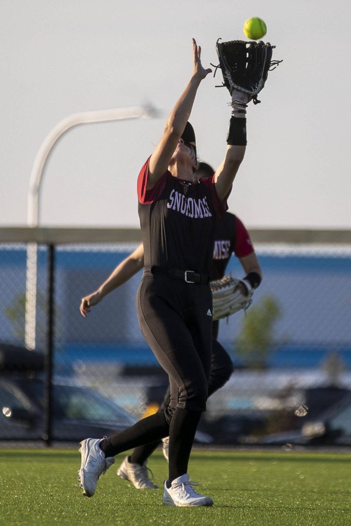 A Snohomish player catches the ball during a game between Mountlake Terrace and Snohomish at Phil Johnson Ballfields in Everett, Washington on Thursday, May 18, 2023. Snohomish won, 4-0. (Annie Barker / The Herald)