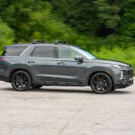 The Hyundai Palisade XRT model is new for 2023, with 20-inch wheels, a rugged appearance, and black exterior accents. (Hyundai)