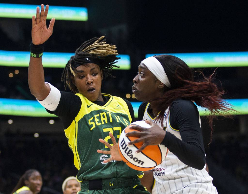 Seattle Storms Jordan Horston guards Chicago Skys Kahleah Copper during the game at Climate Pledge Arena on Sunday, Aug. 27, 2023 in Seattle, Washington. (Olivia Vanni / The Herald)