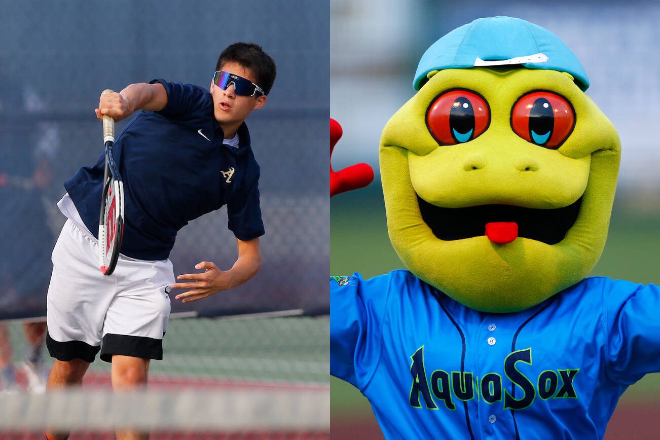 Who's that frog? A local high school tennis player, that's who