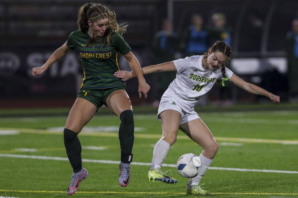 Shorecrests Kai Johnson (9) fights for the ball during the Class 3A girls soccer state championship game against Roosevelt on Saturday at Sparks Stadium in Puyallup. (Annie Barker / The Herald)