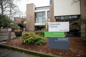 Outside of the Edmonds Library on Tuesday, Dec. 19, 2023 in Edmonds, Washington. (Olivia Vanni / The Herald)