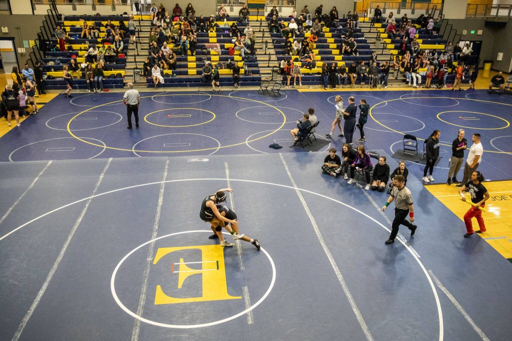 Everett High School hosts a girls wrestling scramble on Wednesday, Dec. 13, 2023 in Everett, Washington. (Olivia Vanni / The Herald)