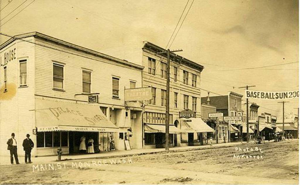Monroe Theatre in 1910 before it was later renamed the Avalon Theatre. (<a href="https://cinematreasures.org/theaters/56268/photos/311718" target="_blank">Postcard courtesy James Heytvelt</a>‎ via Public Domain)