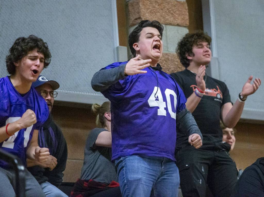 Kamaik fans reacts to a shot during the game against Lake Stevens on Wednesday, Jan. 3, 2024 in Mukilteo, Washington. (Olivia Vanni / The Herald)