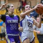 Lake Stevens Kamryn Wenz guards Kamiaks Finley Gonzales during the game on Wednesday, Jan. 3, 2024 in Mukilteo, Washington. (Olivia Vanni / The Herald)