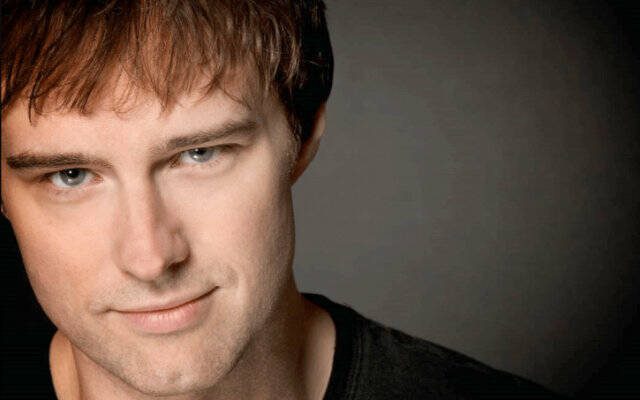 Broadway star Michael Cavanaugh will perform the music of Elton John and Billy Joel on Feb. 8 in Edmonds. (Edmonds Center for the Arts)