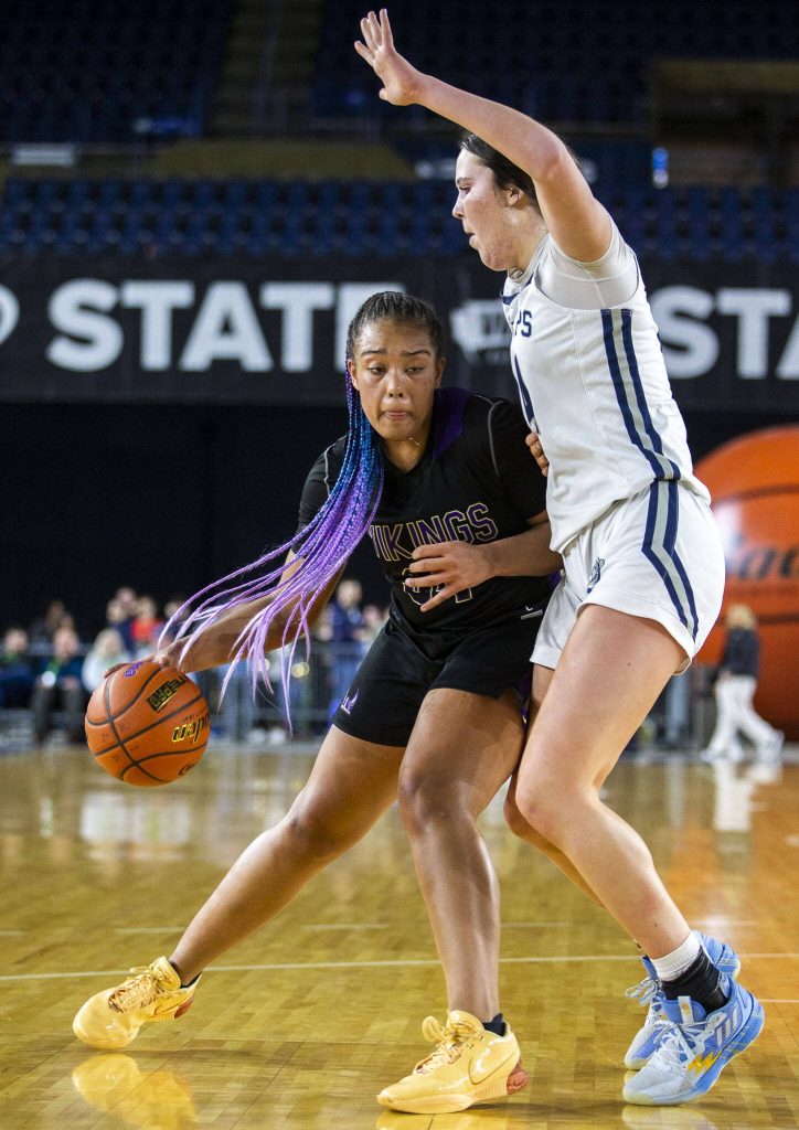 Lake Stevens Nisa Ellis tries to get to the basket during the 4A girls state basketball game against Gonzaga Prep on Wednesday, Feb. 28, 2024 in Tacoma, Washington. (Olivia Vanni / The Herald)